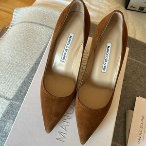 Manolo Blahnik Brown Suede Heels